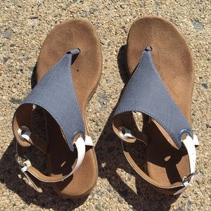 AEROSOLES Sandals